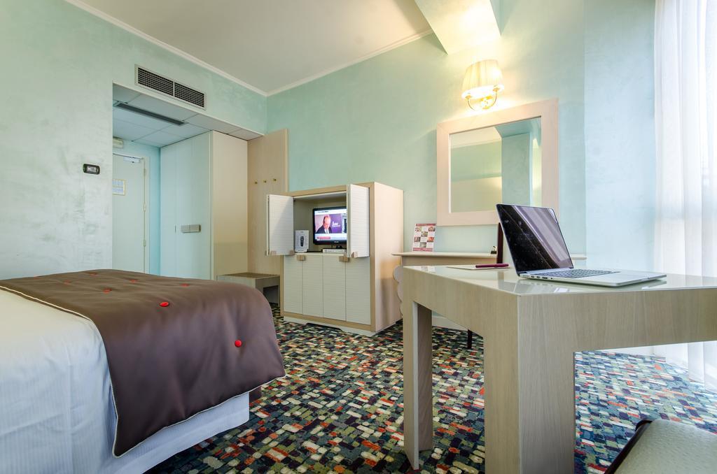 Hotel Ovidius Sulmona Esterno foto